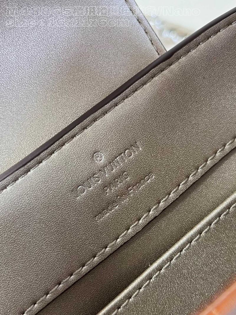 LV Capucines Bags